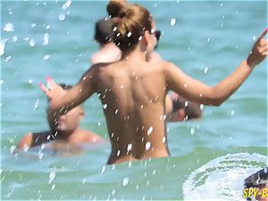 super hot Amateurs topless voyeur Beach - fabulous huge hooters honeys