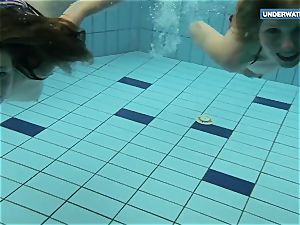 two supah steaming teenagers in the pool